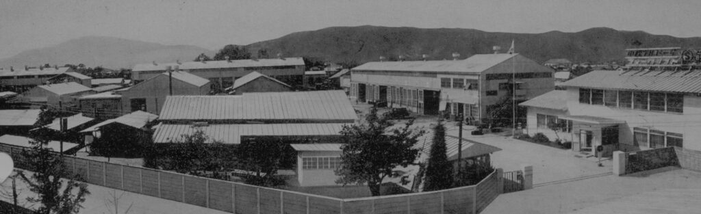 Les installations de MAEDA Corporation dans les années 1960 de l'usine de machines de Shinonoi à Nagano, au Japon.