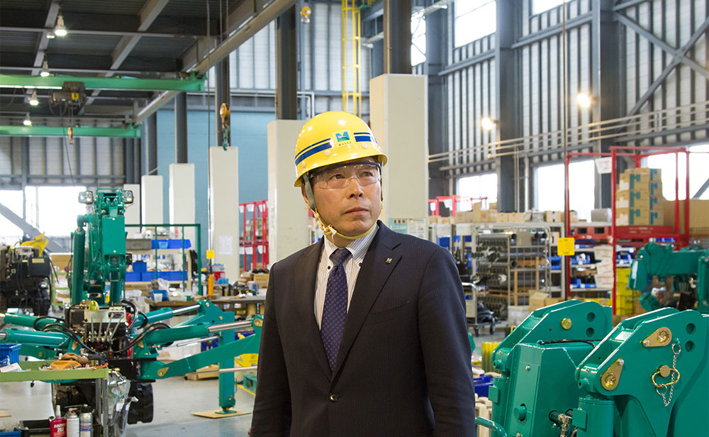 Président Masaaki Shioiri de MAEDA Seisakusho Co., Ltd. dans l'usine MAEDA au Japon