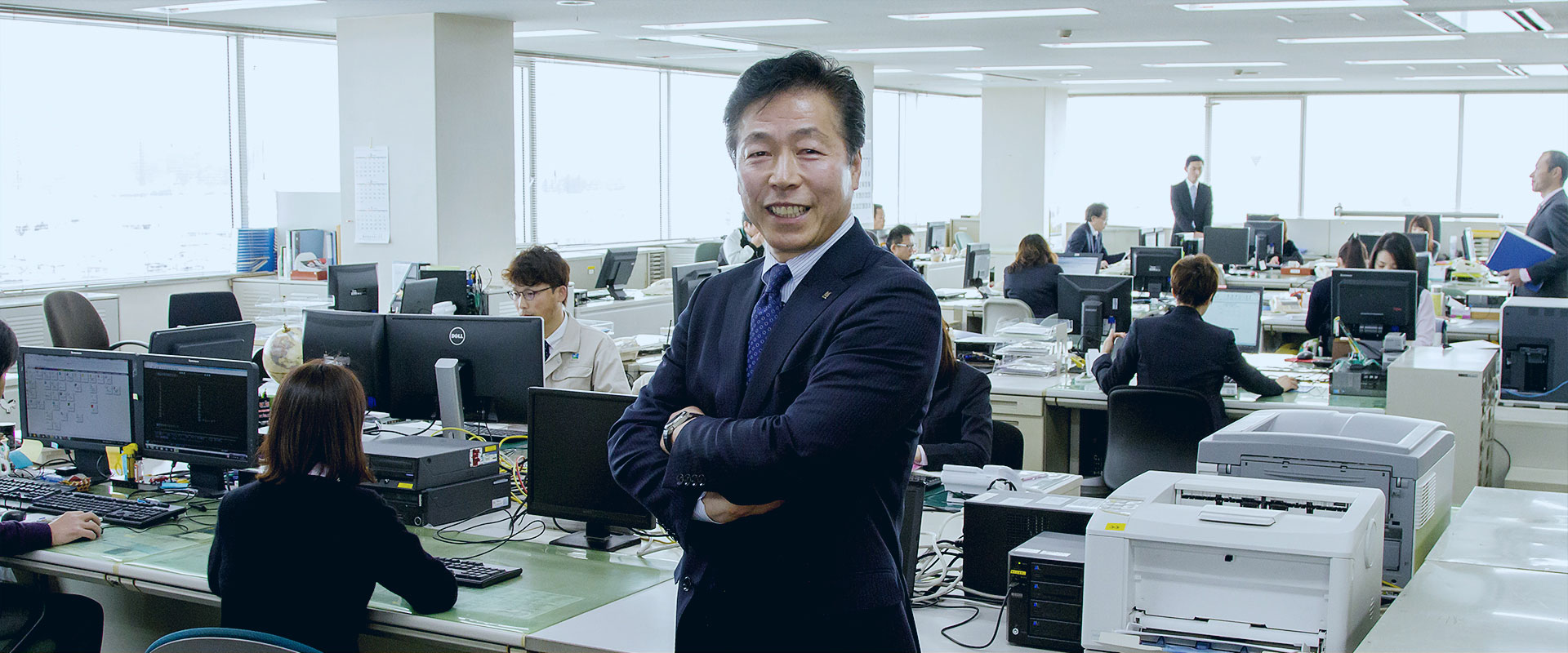 Président Masaaki Shioiri de MAEDA Seisakusho Co., Ltd. dans le bureau de MAEDA Japon