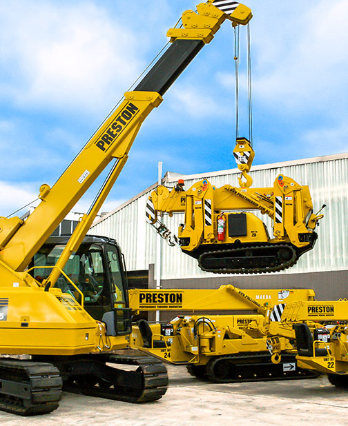 Mini-grues à chenille MAEDA pour les travaux de Preston